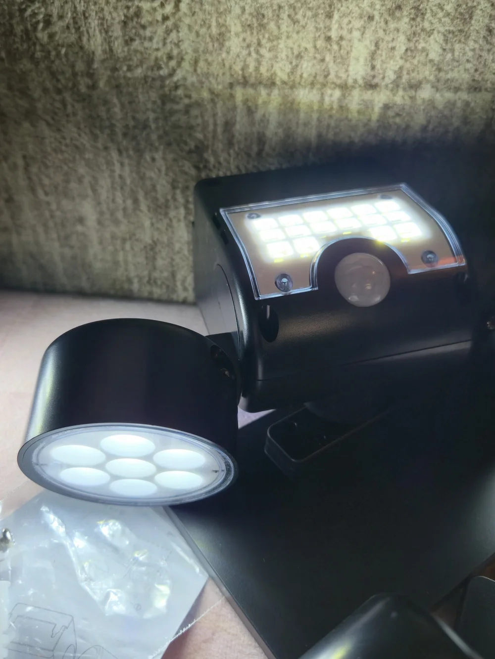 Solar Security Lights, 30 LED Motion Sensor Spotlights, 360° Adjustable IP65 NIB